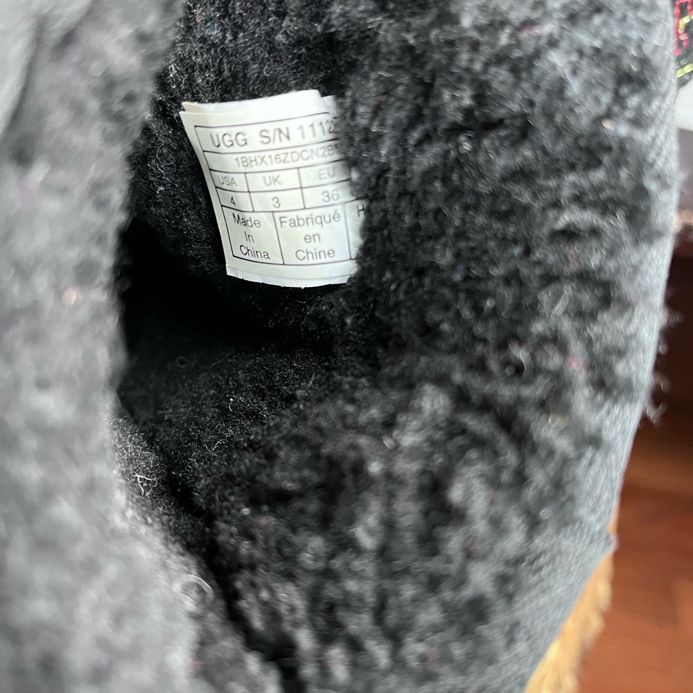 UGG Classic II Graphic Stitch Boot Black Size 4  (Girls) worn about 5 times. - Picture 7 of 7